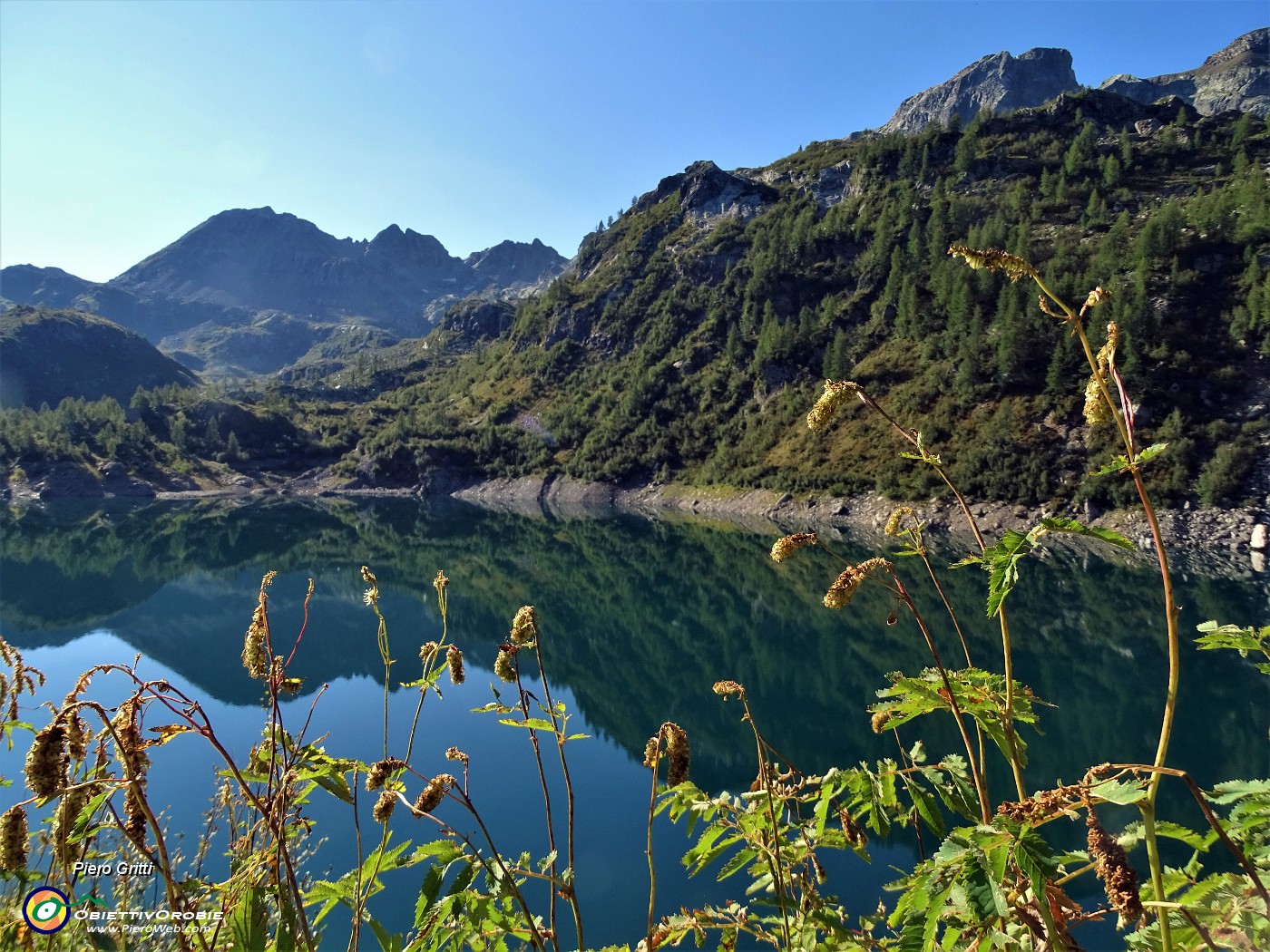 09 Lago di Fregabolgia (1952 m).JPG -                                